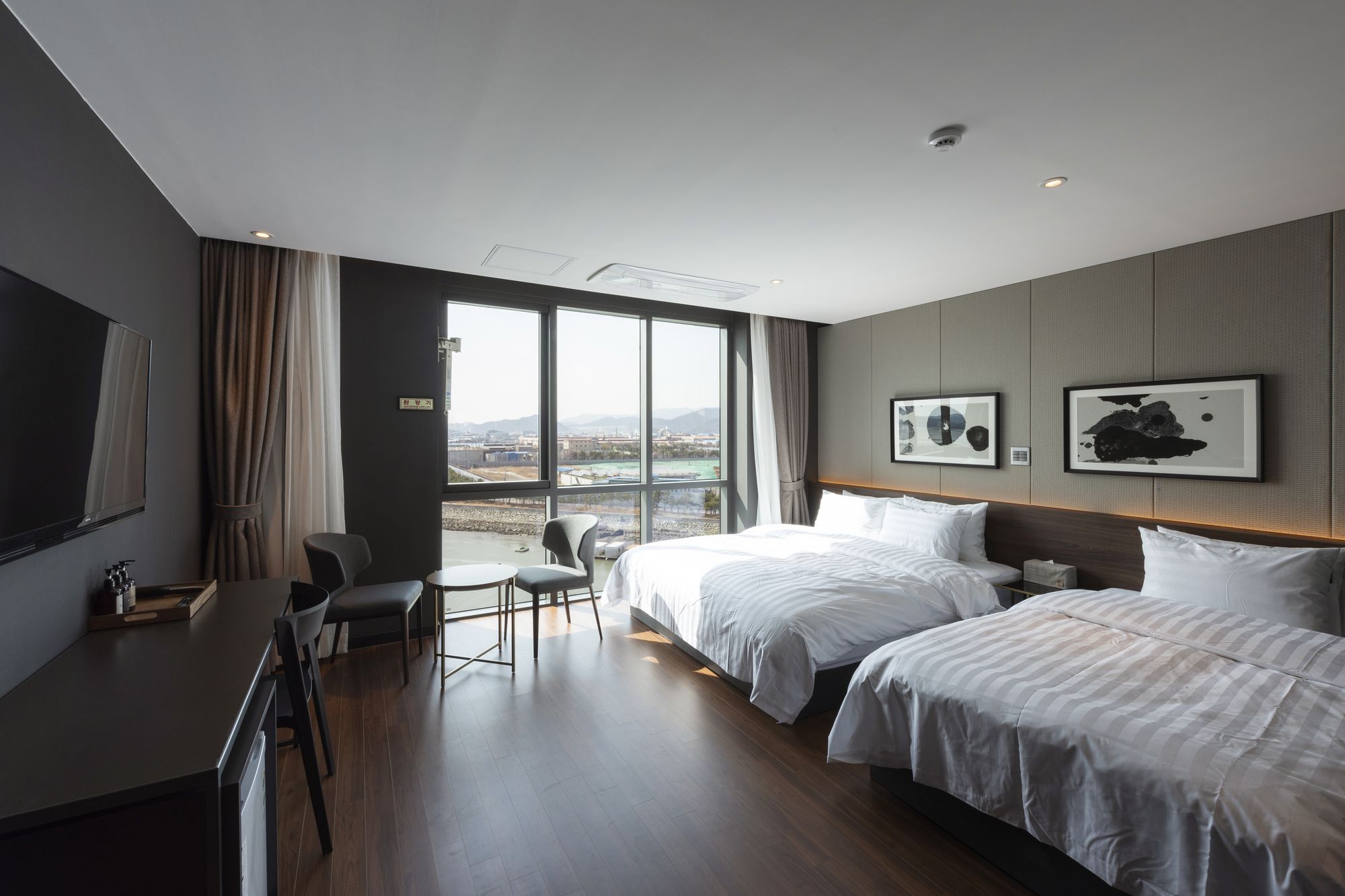 Brown-Dot Hotel Shinho Busan Exteriör bild