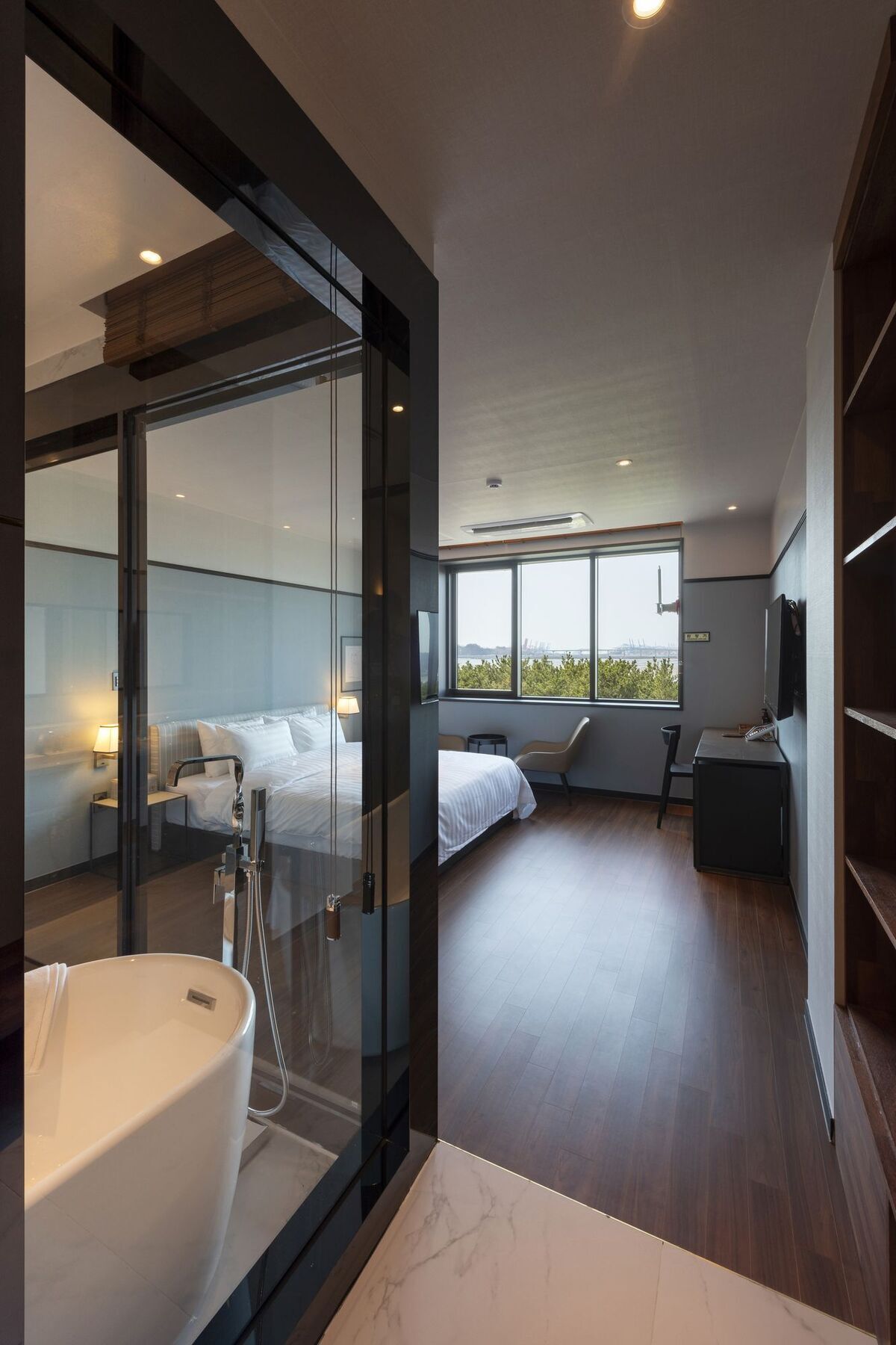 Brown-Dot Hotel Shinho Busan Exteriör bild